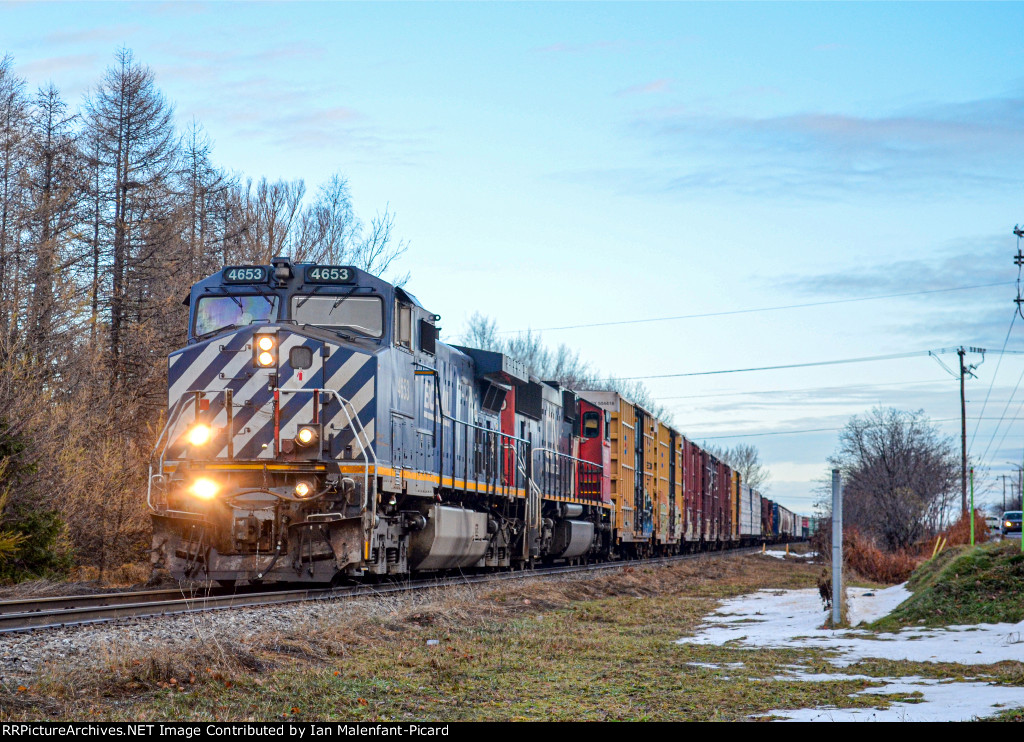 BCOL 4653 leads 403 at Belzile Street